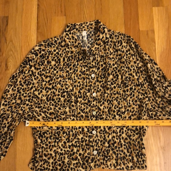 Zara Chetah Animal Print Cropped/ Crop Button Up Top trf collection Size Small - Picture 3 of 16